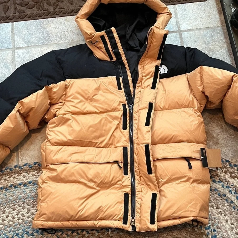 The North Face HMLYN Down Parka Size Medium NWT